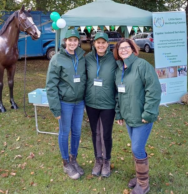 The staff at little gemes wellbeing centre